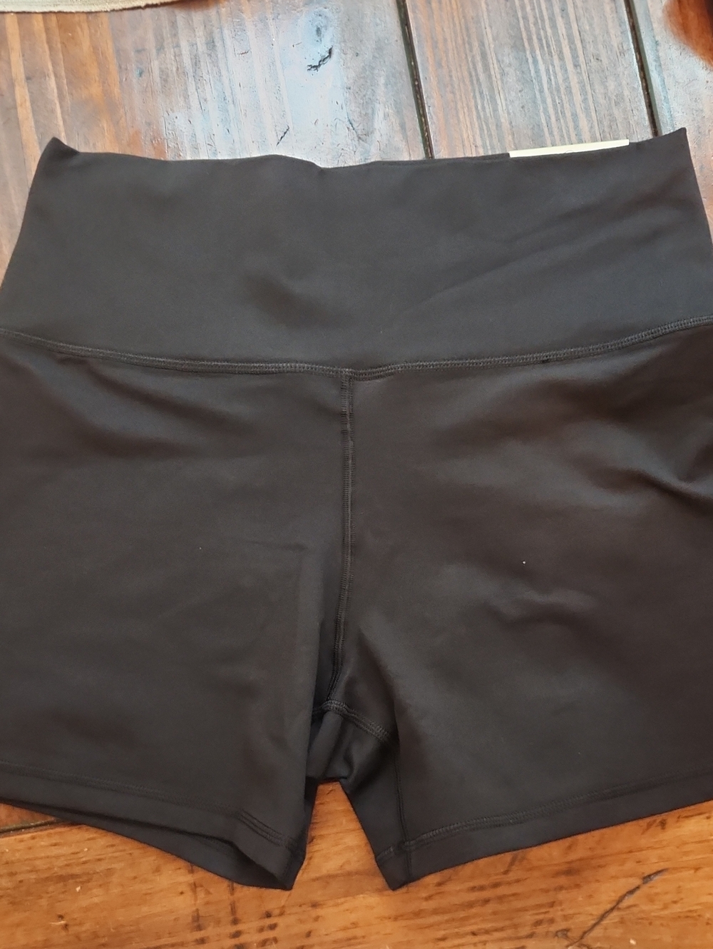 Offline By Aerie Athletic Shorts Sz XL NWT
